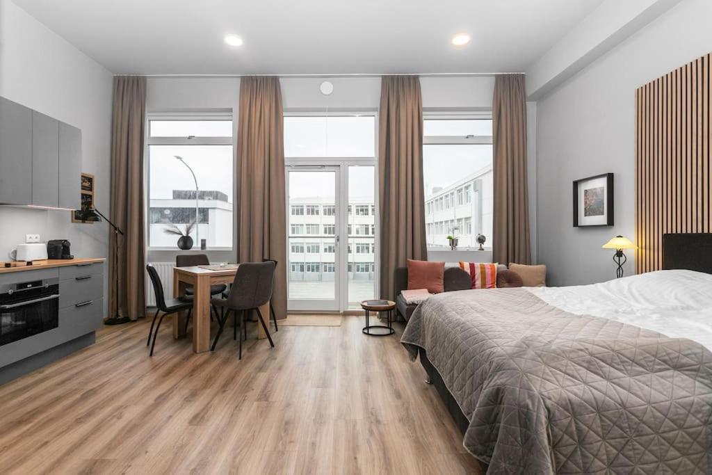 Charming Studio Apartment レイキャヴィーク エクステリア 写真